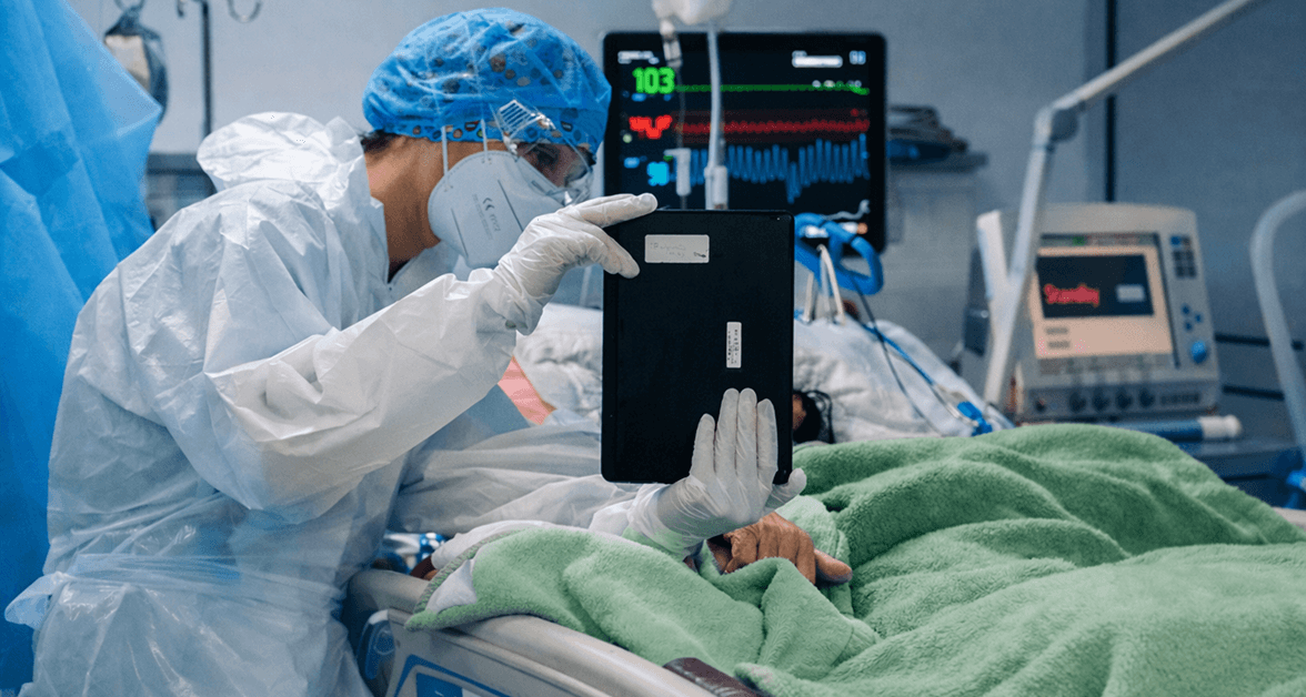 Pediatric intensive  highlight desktop new